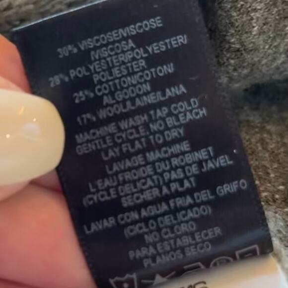 Kuhl Sweater Cowl Neck - Picture 8 of 9